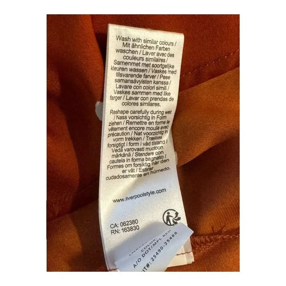 NEW Liverpool Women’s Medium Flap Pocket Button Front Woven Blouse NWT - Picture 9 of 9